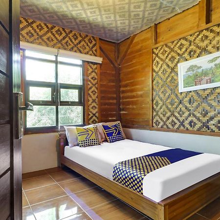 OYO Homes 90956 Desa Wisata Guranteng Pendjalu Exterior foto